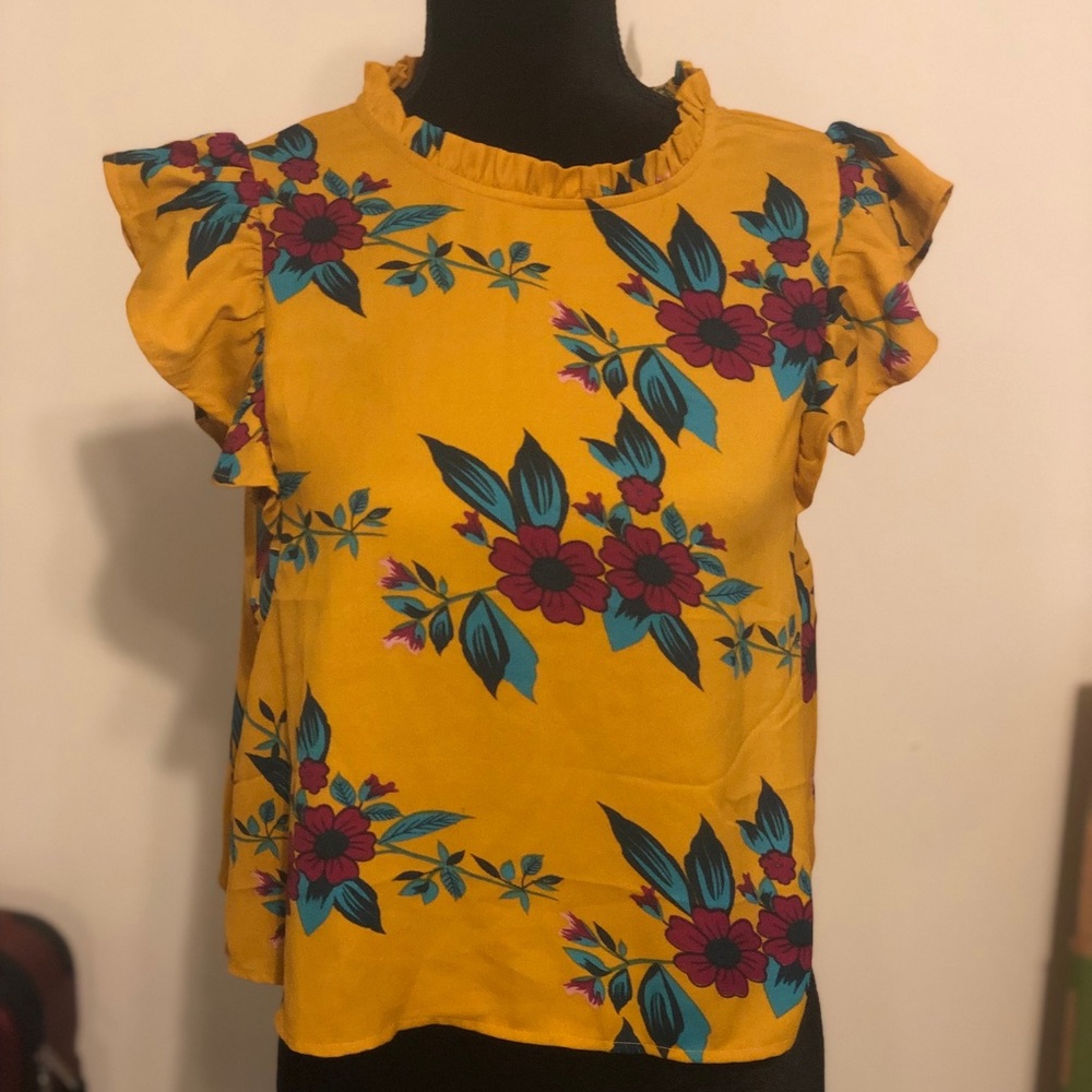 Floral crop top